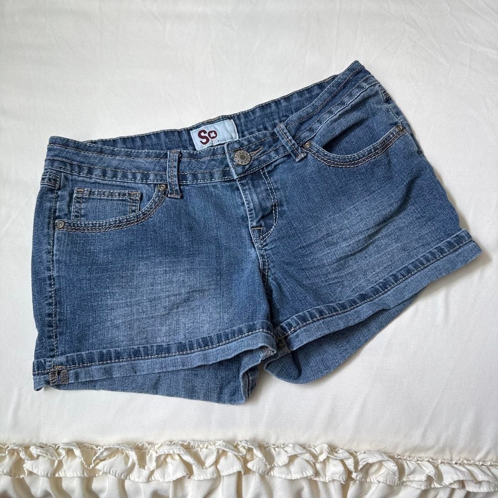 Y2K jean shorts  Y2K SO size 11 medium wash denim shorts